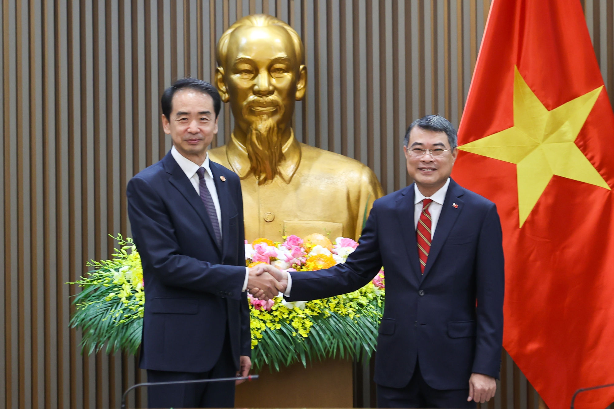 thu-tuong-tiep-dai-su.jpg