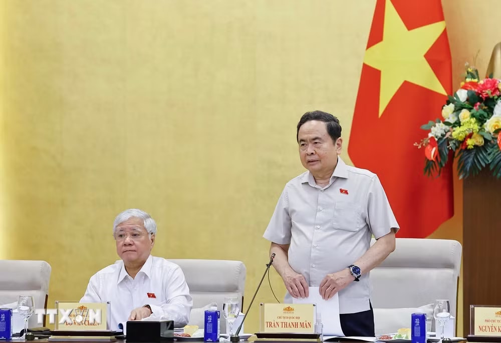 ttxvn-chu-tich-quoc-hoi-lam-viec-ve-phat-trien-khcn-doi-moi-sang-tao-va-chuyen-doi-so-quoc-gia-13-5.jpg