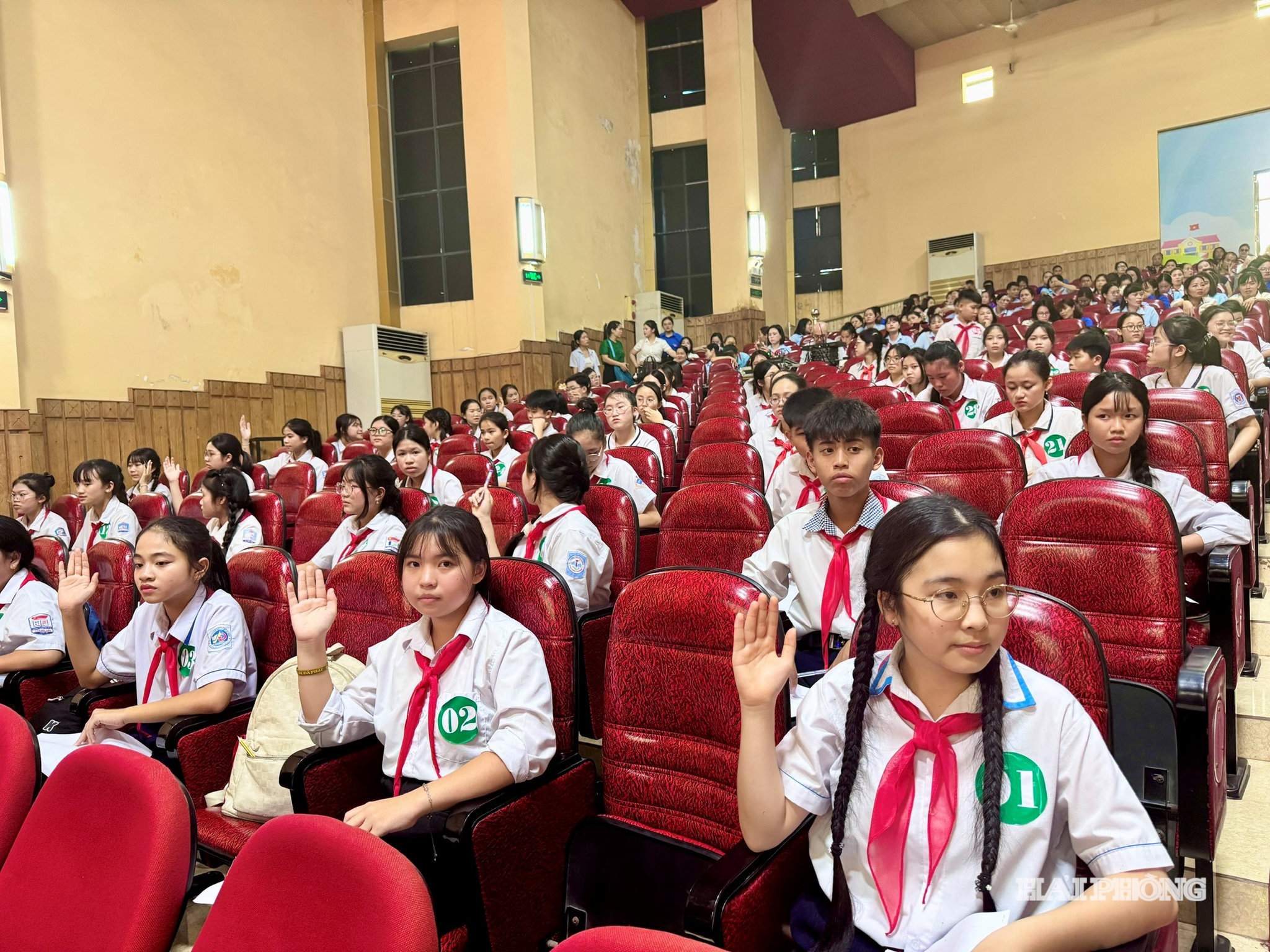 doi-thieu-nien-3.jpg