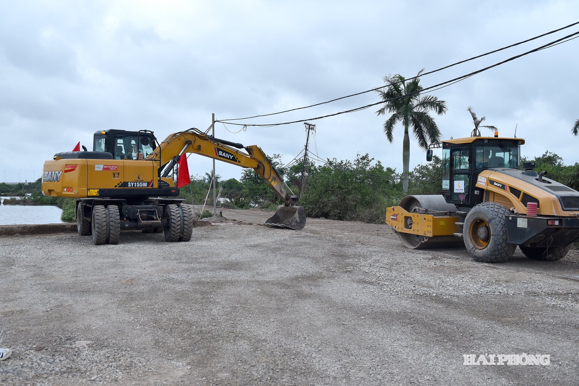 kcn-nam-trang-cat1.jpg