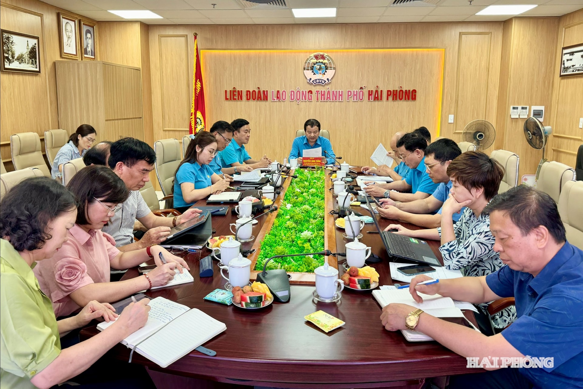 lao-dong-9.jpg