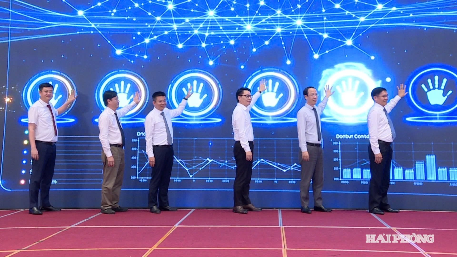 Bấm nút khai trương nền tảng phần mềm đo lường chất lượng dùng riêng trên mạng truyền số liệu chuyên dùng (TSLCD)