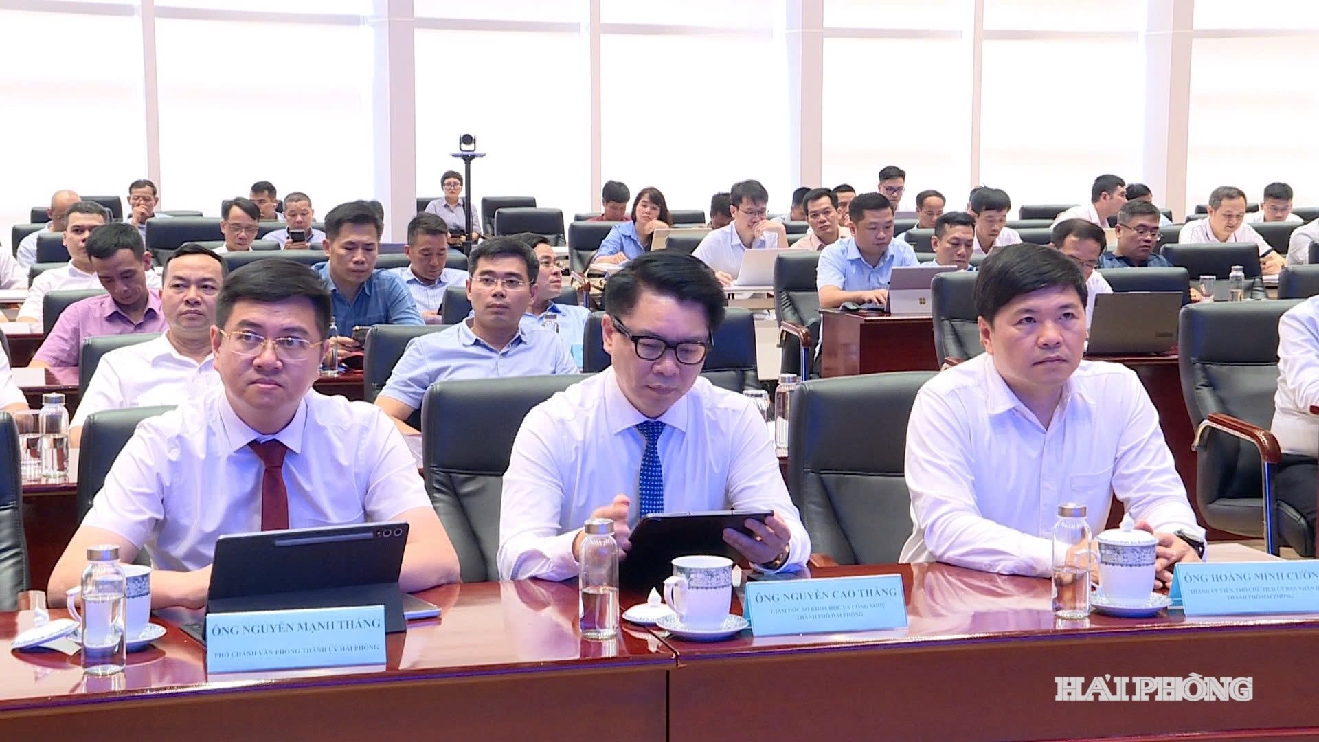 Đồng chí Hoàng Minh Cường, Phó Chủ tịch UBND thành phố dự hội nghị