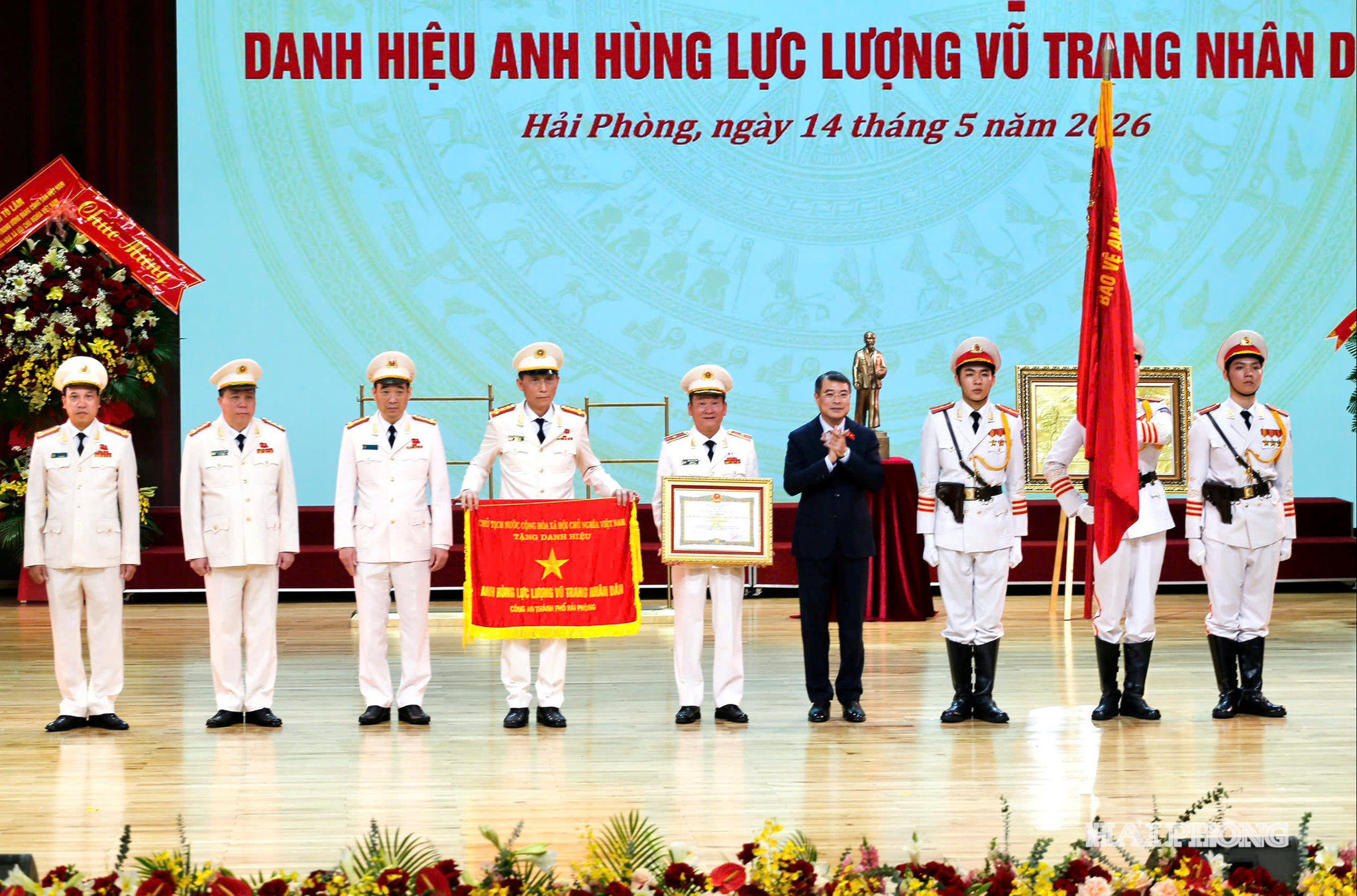 le-minh-hung-2.jpg