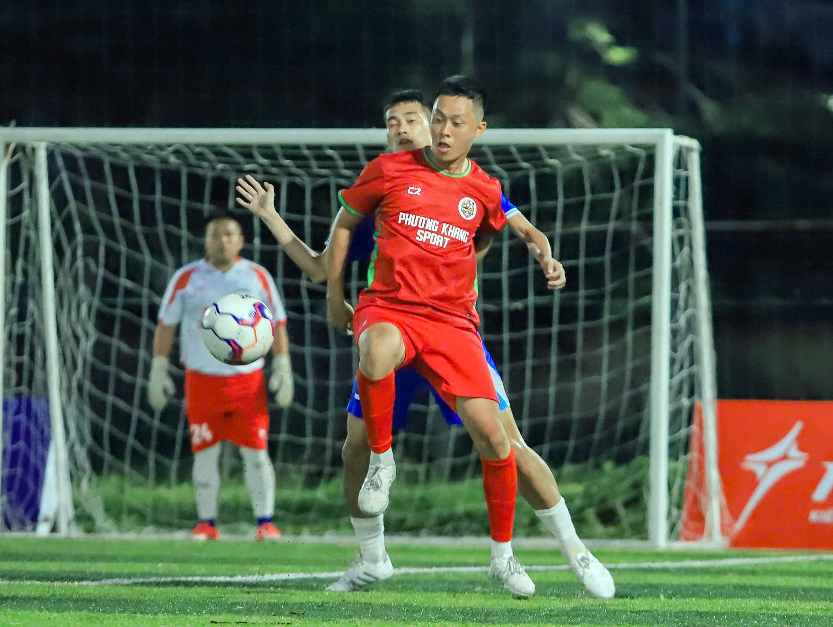 bong-da-6-nguoi3-1d758a83088ba60a23ad41fcd665a79a.jpg