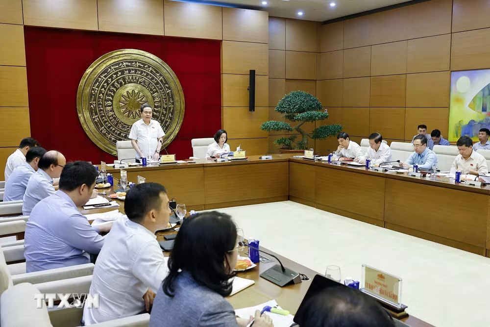 Chủ tịch Quốc hội Trần Thanh Mẫn phát biểu. (Ảnh: Doãn Tấn/TTXVN) ttxvn-1805-chu-tich-quoc-hoi-uy-ban-van-hoa-xa-hoi-7.jpg