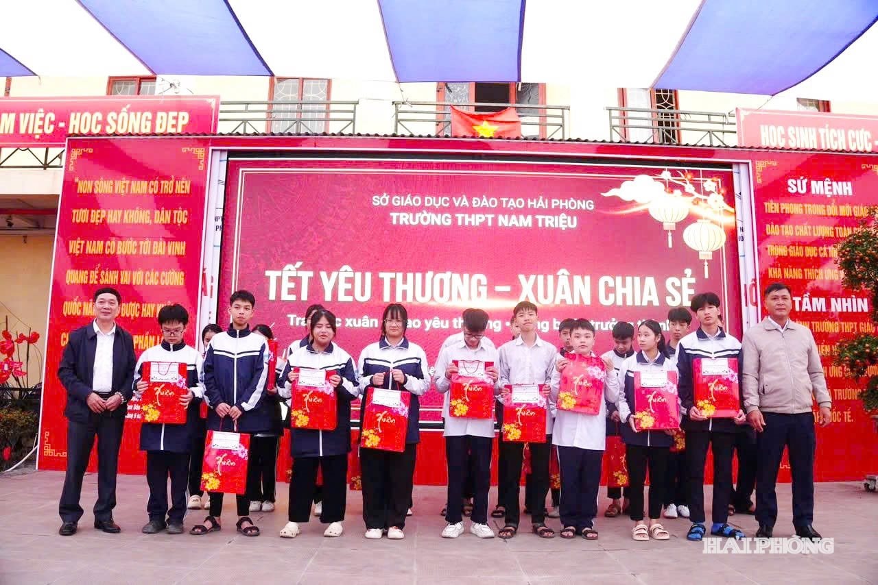 hoc-sinh-nam-trieu-01.jpeg