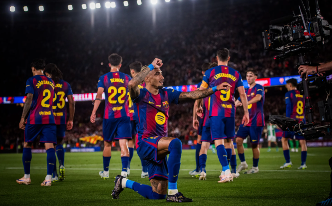 Raphinha mừng bàn trong trận Barca thắng Betis 3-1 ở vòng 37 La Liga trên sân Camp Nou, Barcelona, Tây Ban Nha ngày 17/5/2026. Ảnh: FC Barcelona