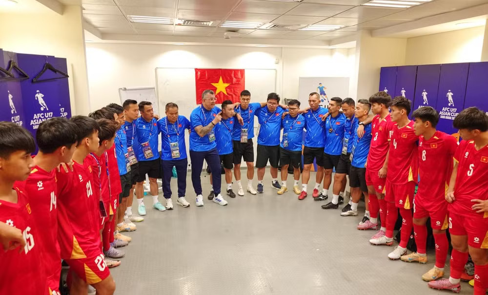 u17-viet-nam-dung-buoc-1705-1.jpg