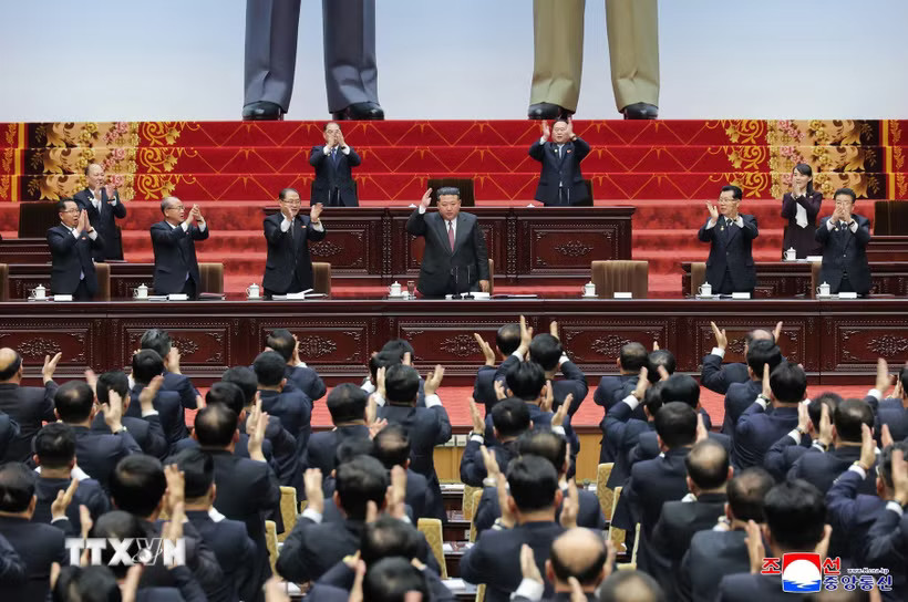 Nhà lãnh đạo Triều Tiên Kim Jong Un (thứ 4, trái) tại kỳ họp thứ nhất của Quốc hội tại Bình Nhưỡng, ngày 22/3/2026. (Nguồn: Yonhap/TTXVN)