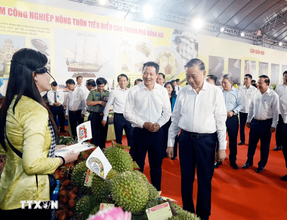 tong-bi-thu-lam-viec-voi-dong-nai-01.png
