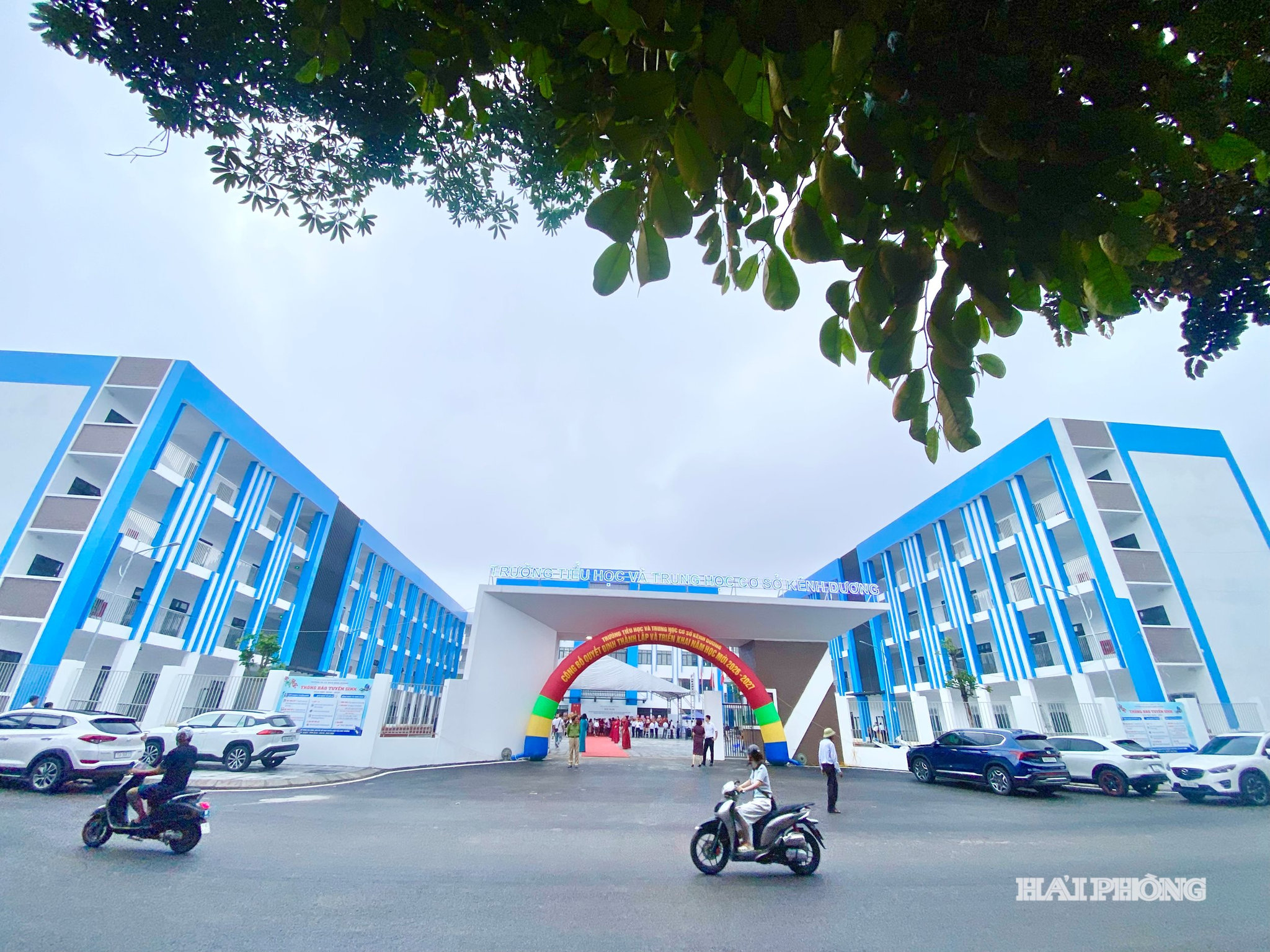 Trường Tiểu học và THCS Kênh Dương (phường Lê Chân).