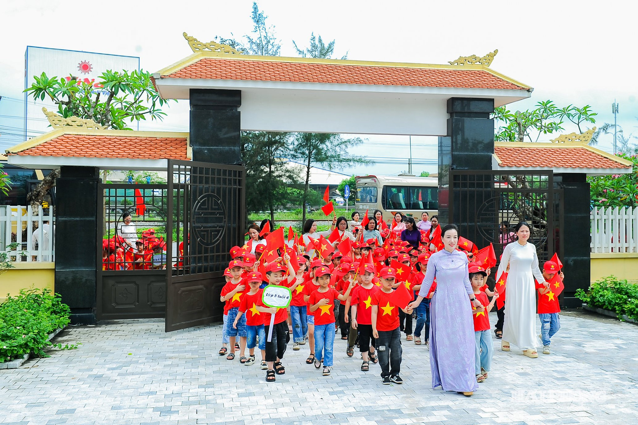 truongmnaiquoc (12)