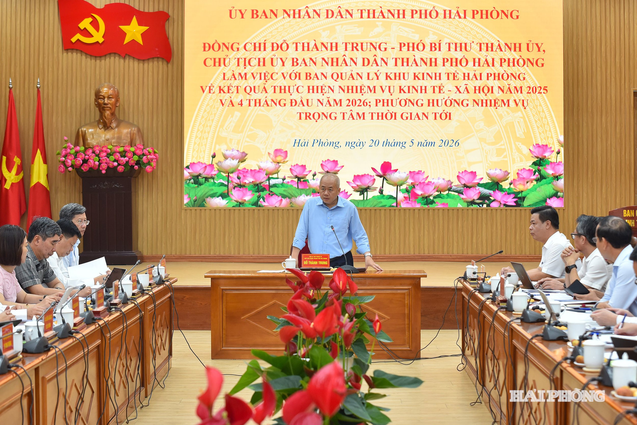 Đồng chí Đỗ Thành Trung, Phó Bí thư Thành ủy, Chủ tịch UBND thành phố phát biểu kết luận cuộc làm việc.