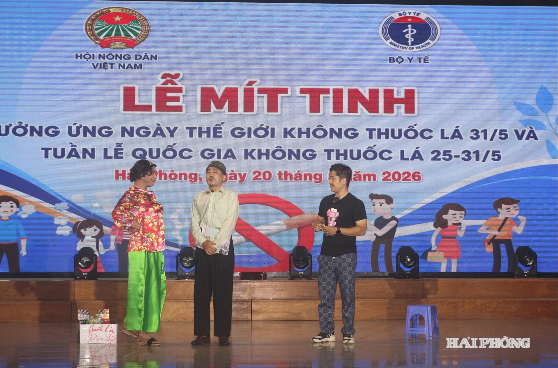 pc-thuoc-la.jpg