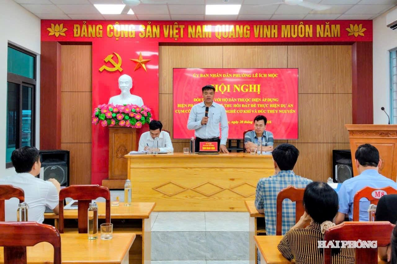 mat-bang-2(1).jpg