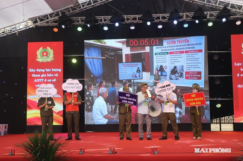 Các đội tham gia phần thi xử lý tình huống
