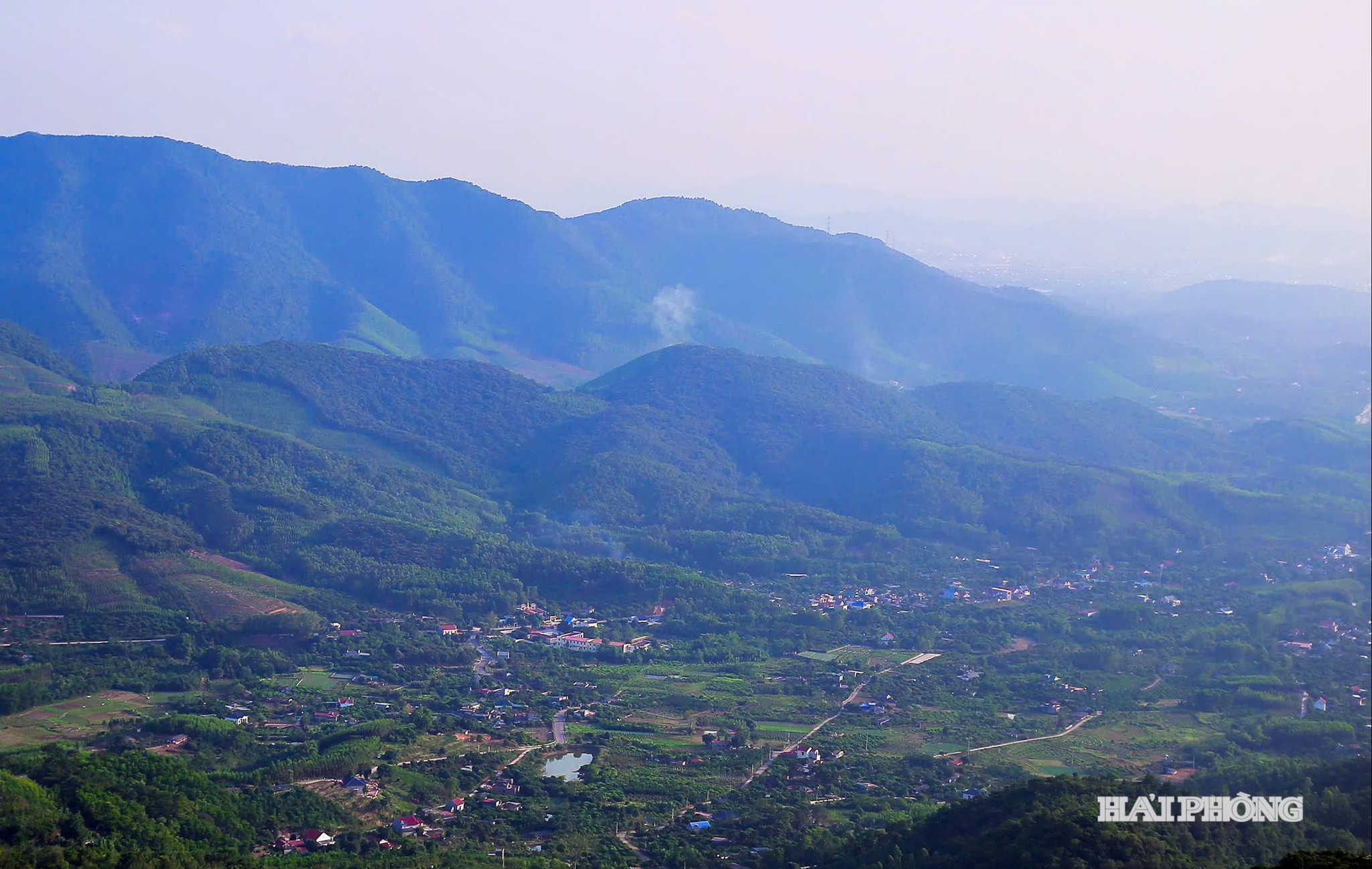 nui-tam-ban-2.jpg
