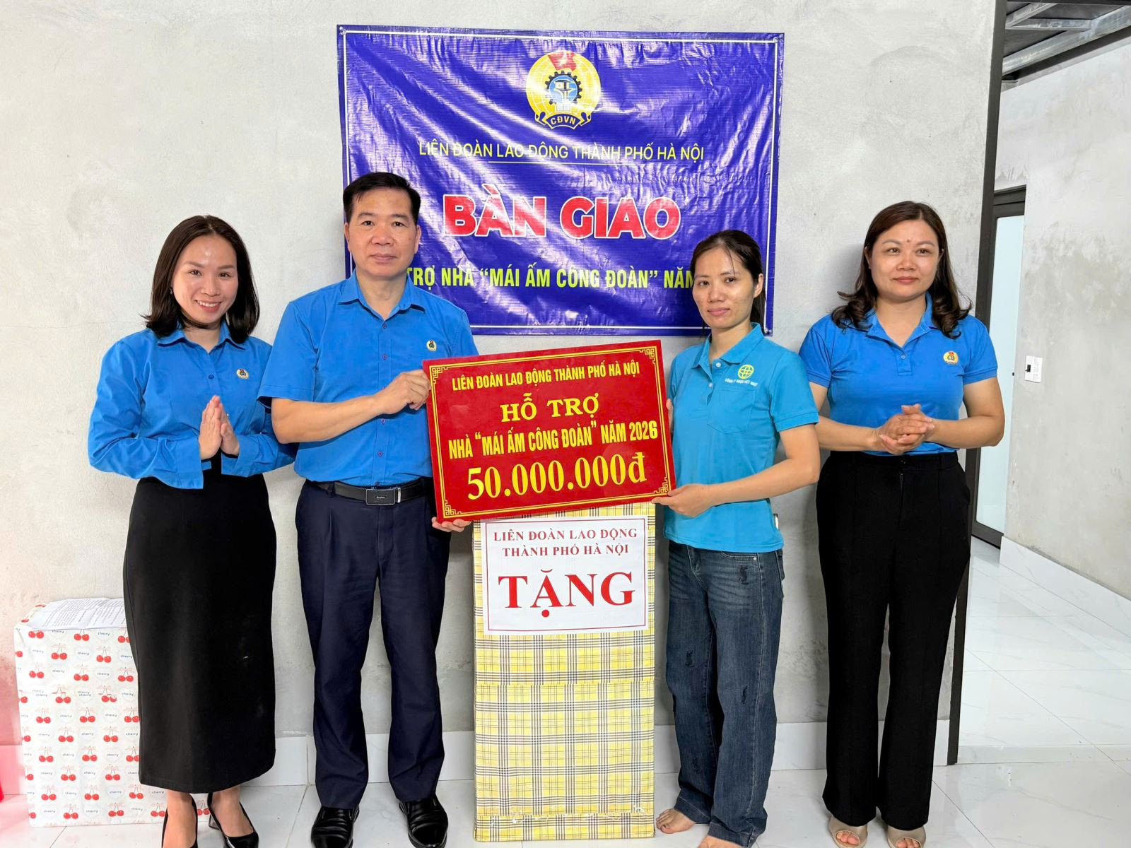 maiamcongdoan120526.jpg