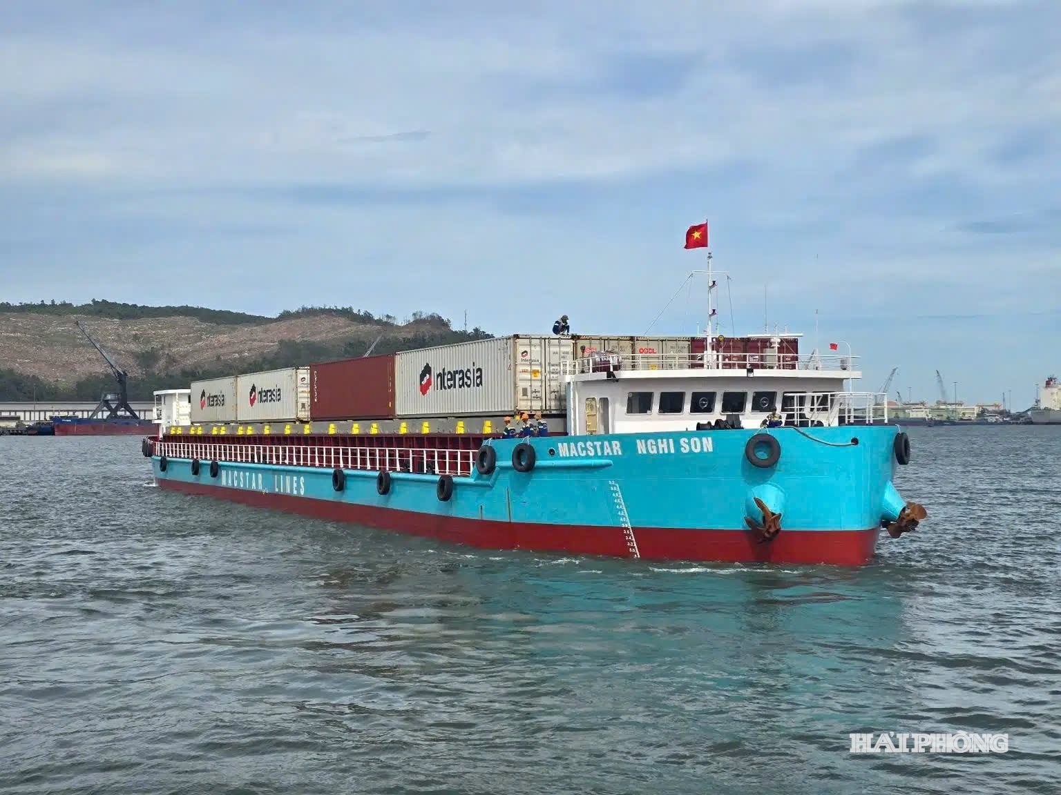 thuy-noi-dia-3-.jpg