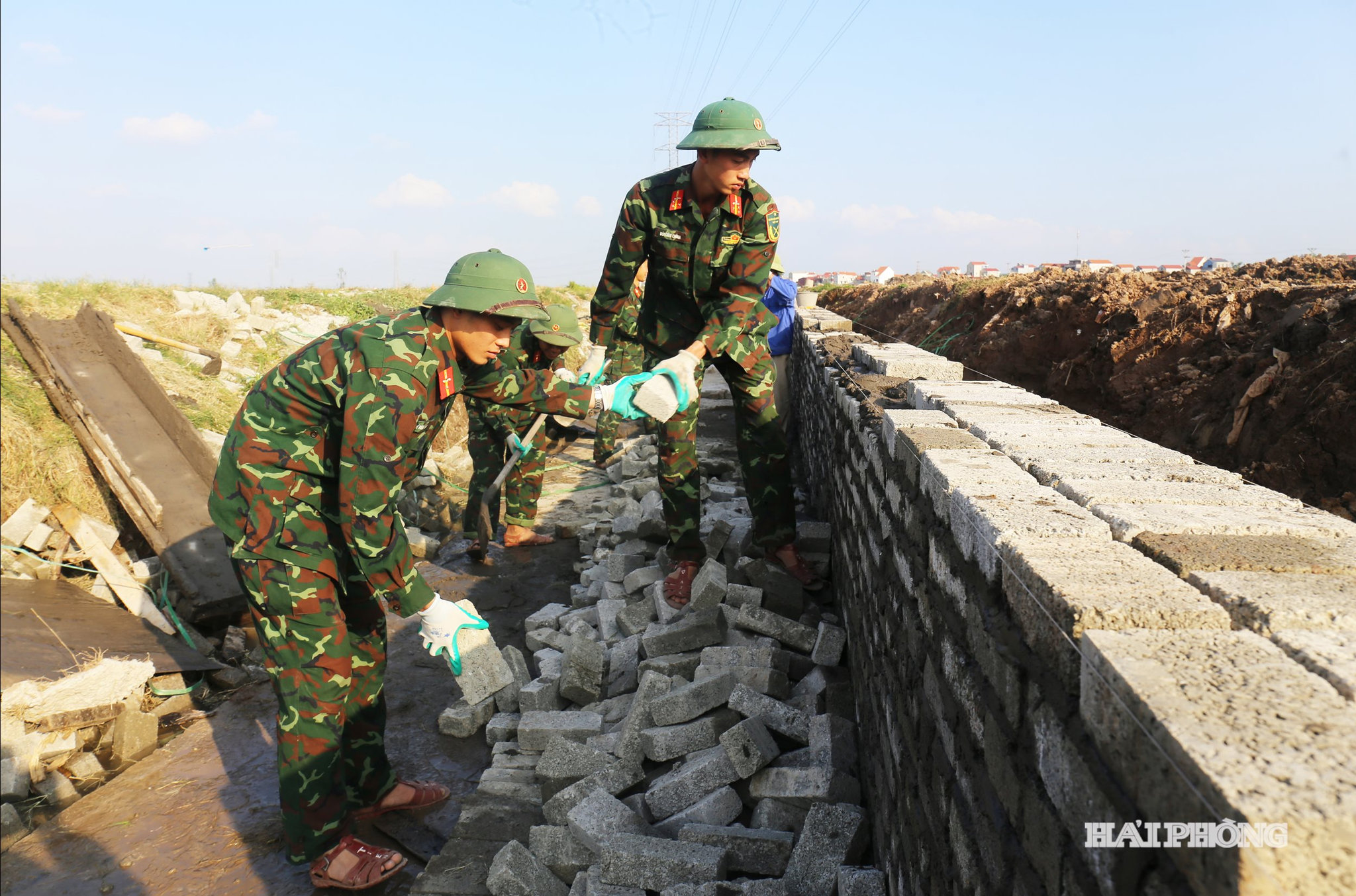 kenh-muong.jpg
