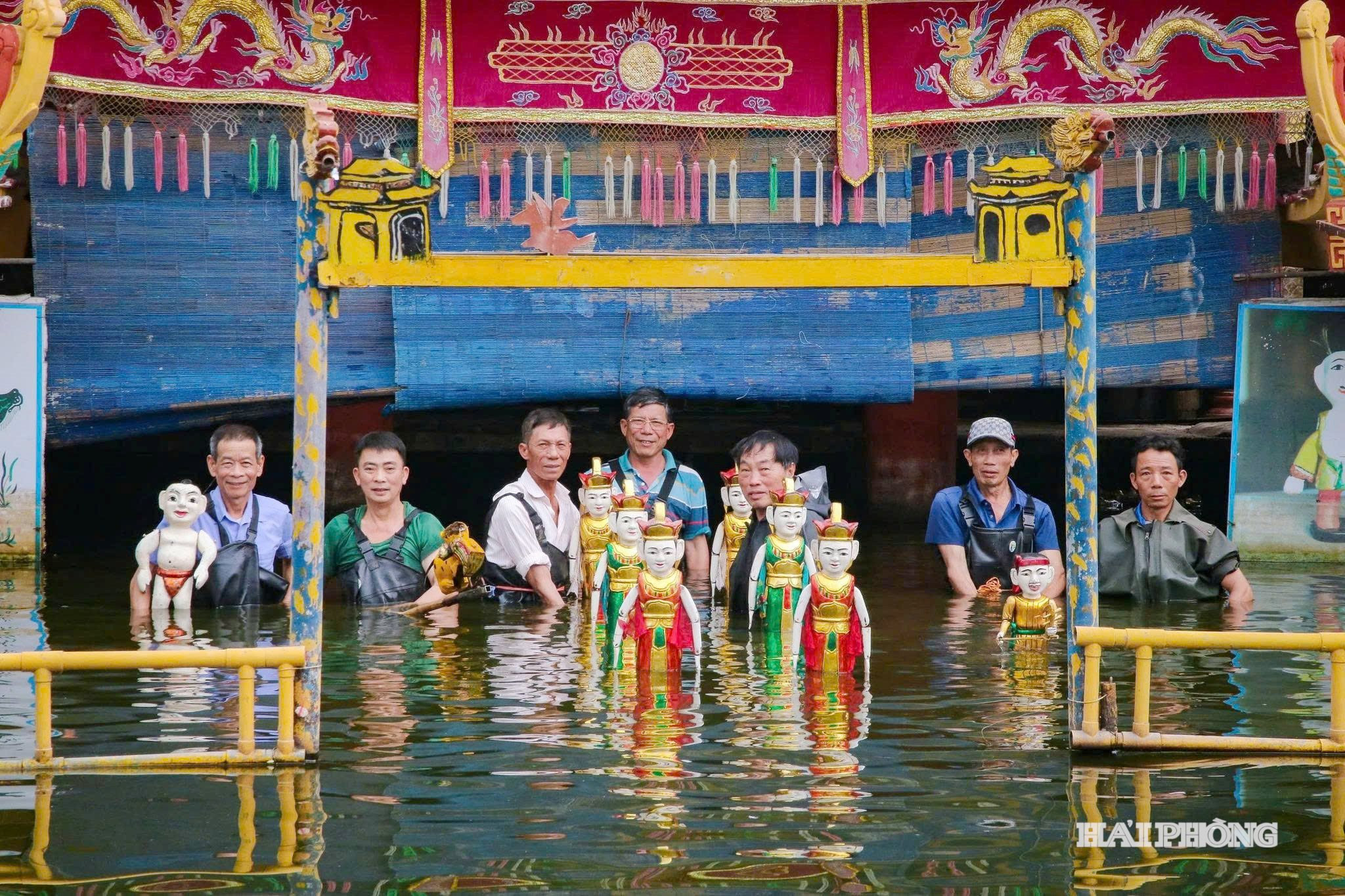 roi-nuoc-hong-phong.jpg