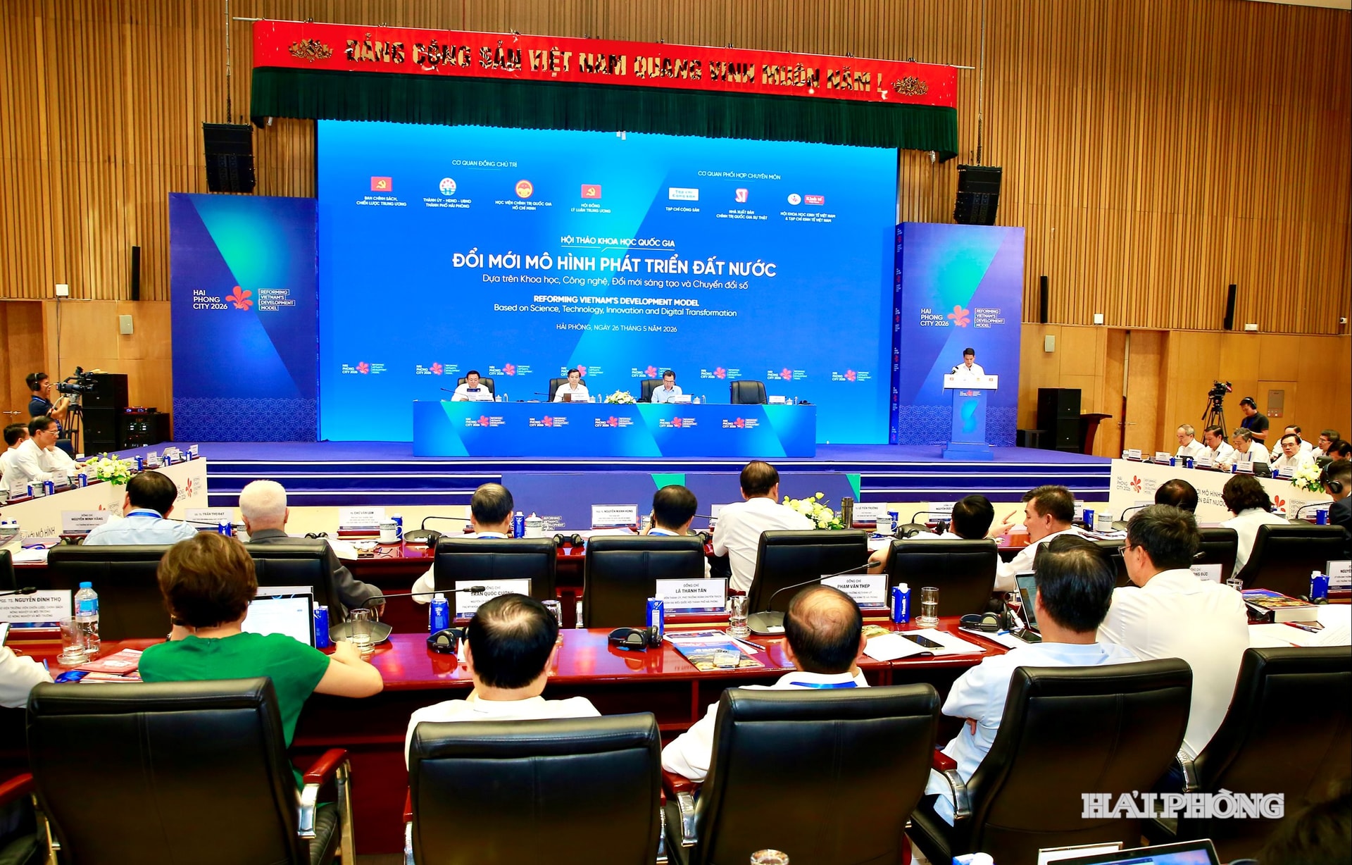 Quang cảnh hội thảo