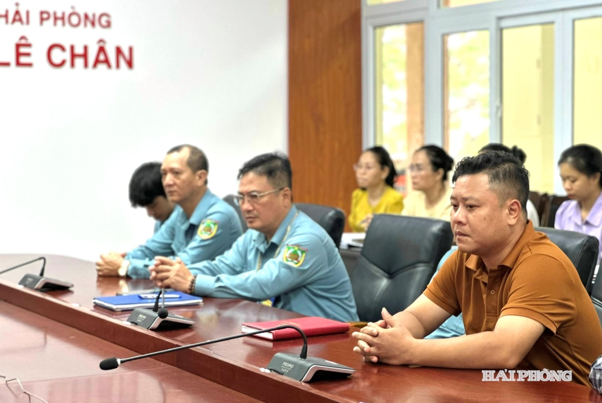UBND phường Lê Chân (Hải Phòng) đã đề nghị giải quyết nghỉ việc để hưởng chế độ, chính sách theo quy định với nhiều người hoạt động không chuyên trách.