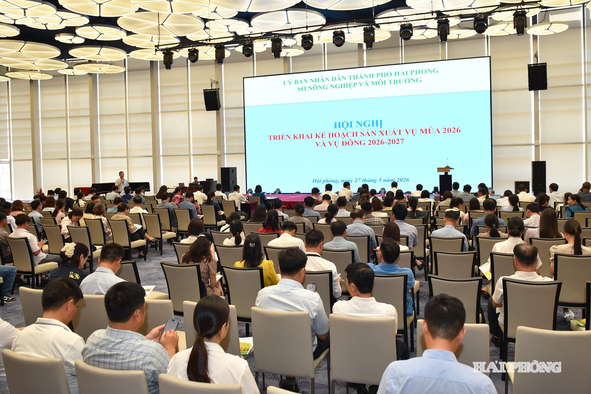 Quang cảnh hội nghị.