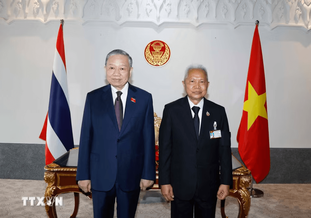 tong-bi-thu-hoi-dam-quoc-hoi-thai-lan.png