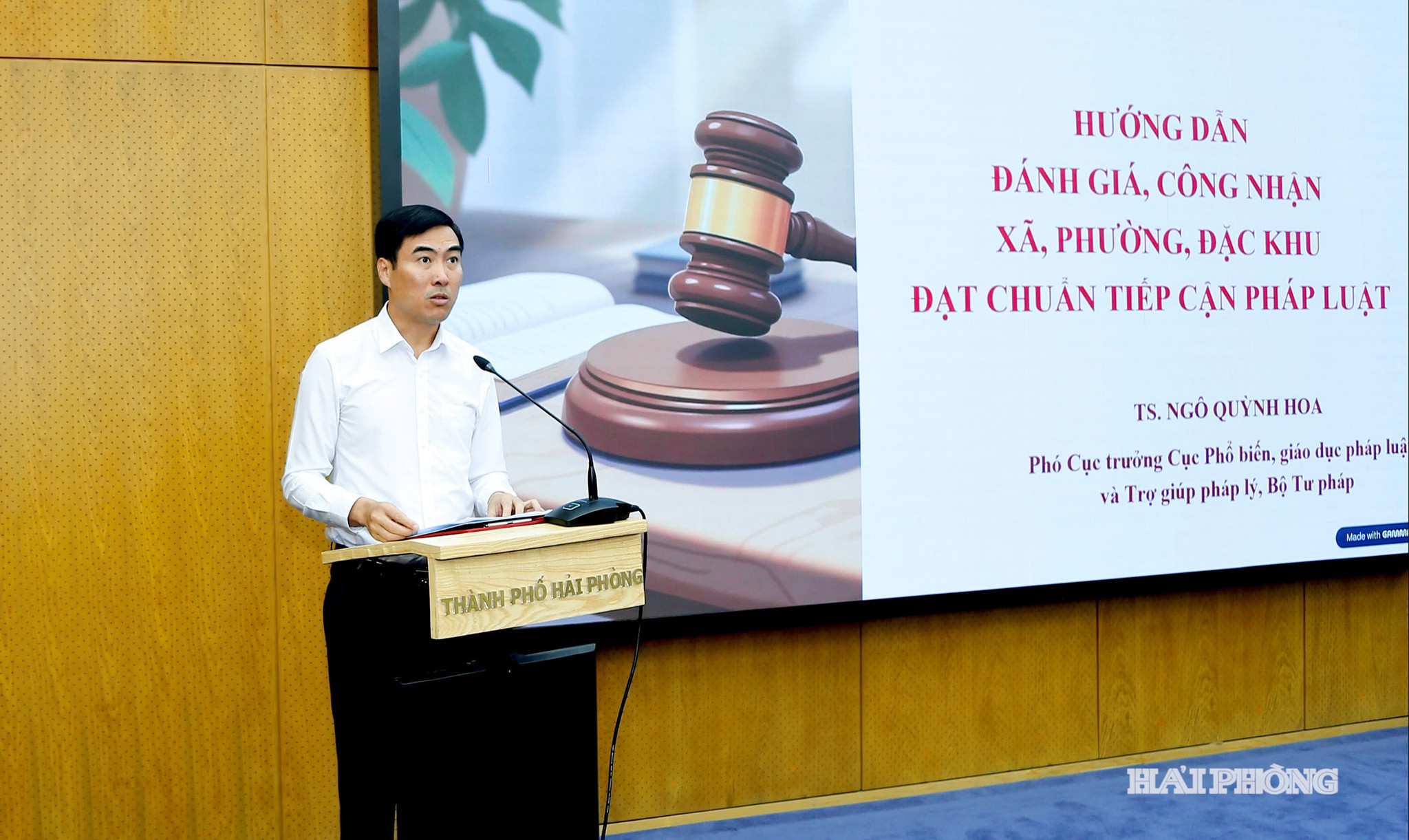 Lãnh đạo Sở Tư pháp phát biểu khai mạc lớp tập huấn.