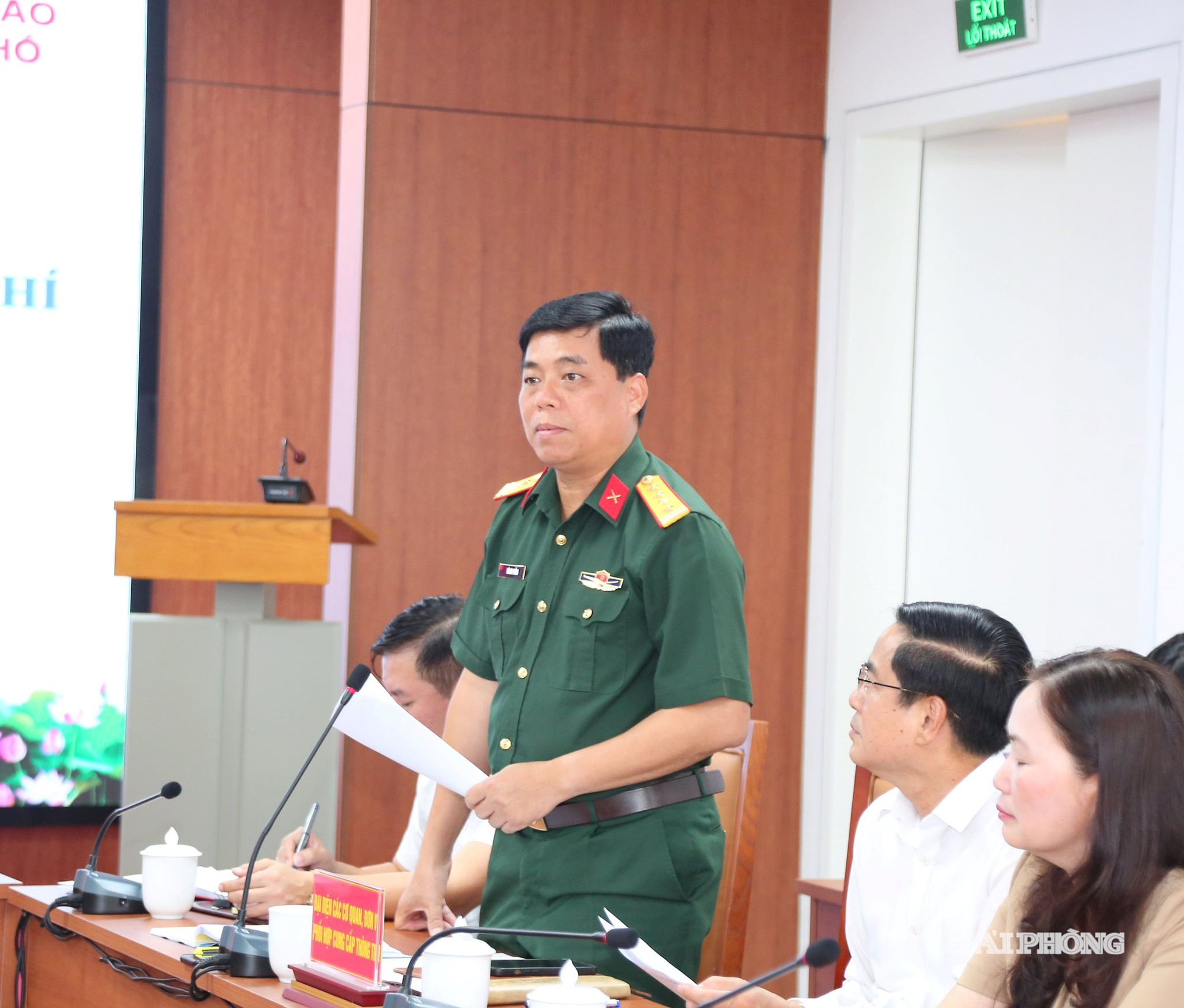 Đại diện các cơ quan thông tin các vấn đề liên quan của thành phố