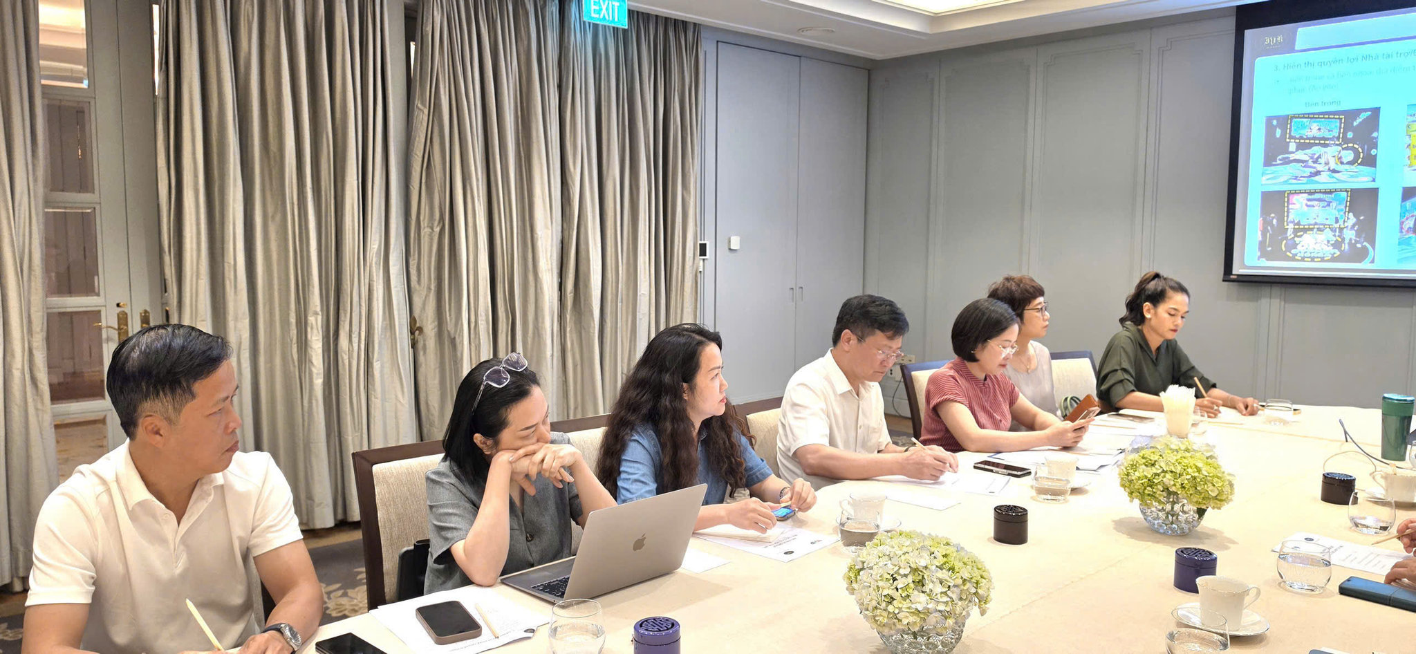 Các đại biểu Báo và Phát thanh, Truyền hình thành phố Hải Phòng.