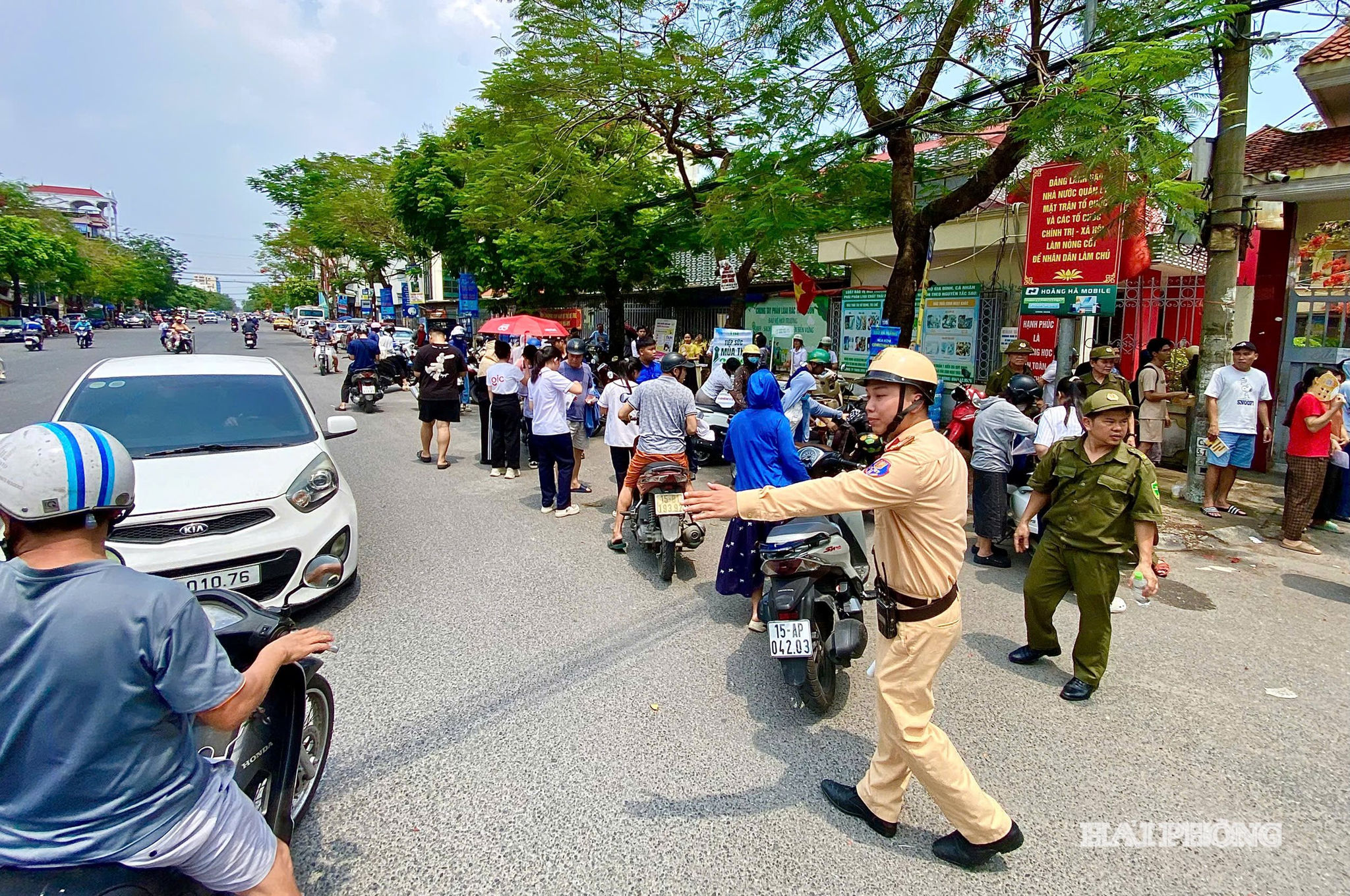 gen-h-canh-sat-giao-thong.jpg