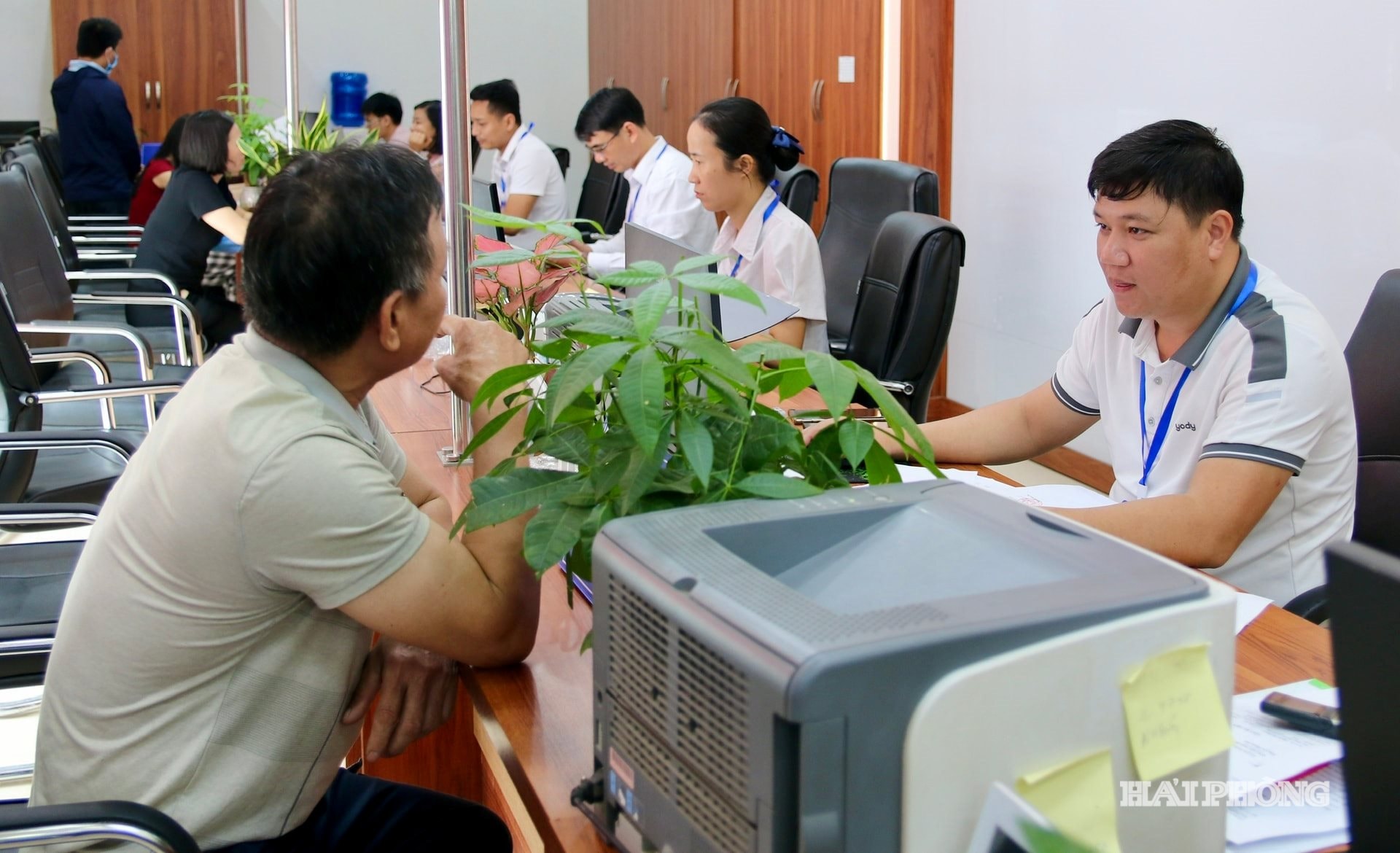thu-tuc-hanh-chinh.jpg