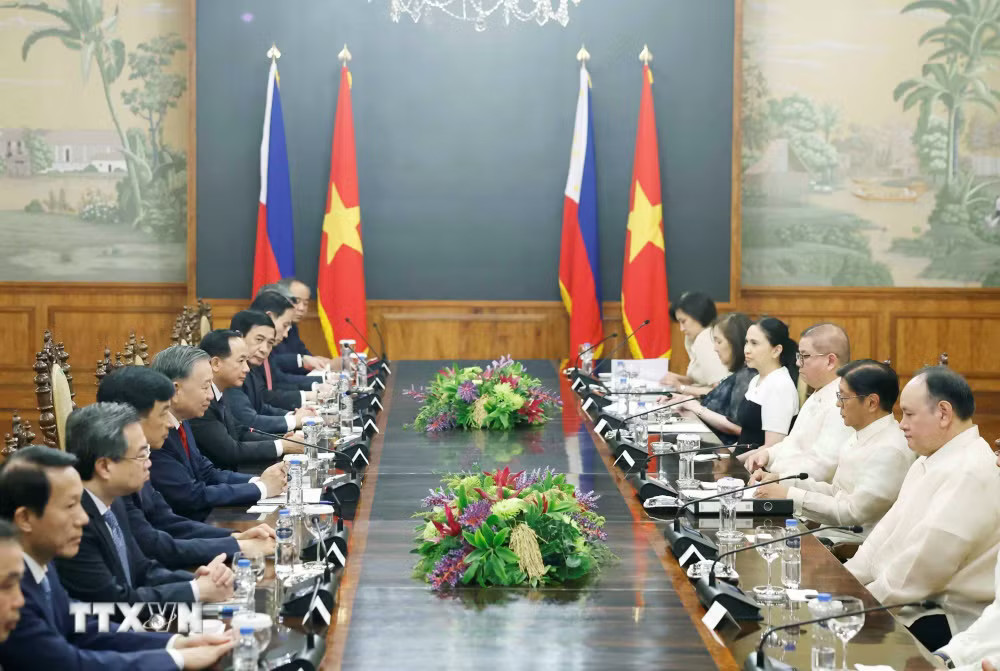 Tổng Bí thư, Chủ tịch nước Tô Lâm và Tổng thống Philippines Ferdinand Romualdez Marcos Jr. hội đàm cấp Nhà nước. (Ảnh: Thống Nhất/TTXVN) ttxvn-tong-bi-thu-chu-tich-nuoc-to-lam-va-tong-thong-philippines-hoi-dam-0106-2.jpg