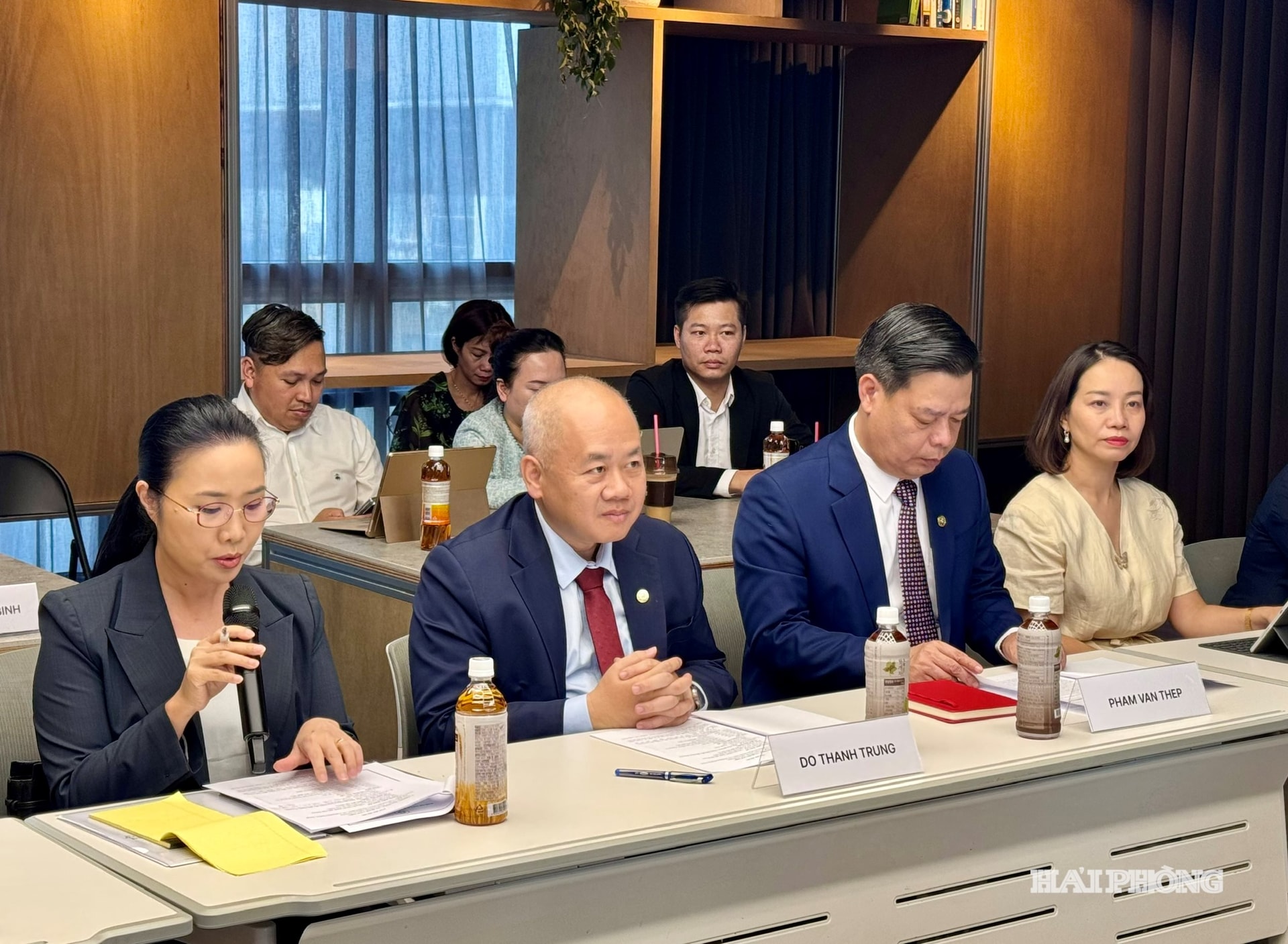 tham-cong-ty-2_watermarked.jpg
