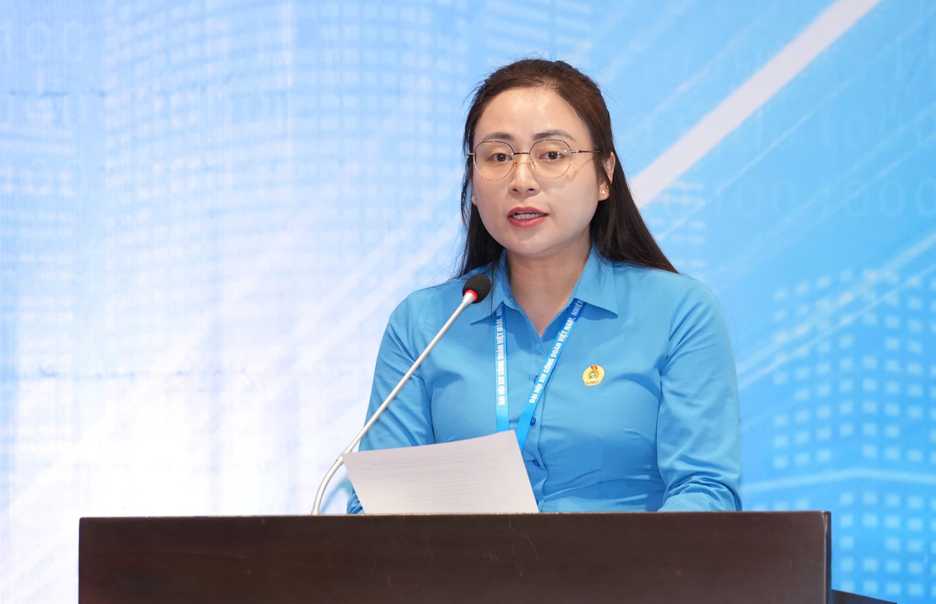 xuan-quyen.jpg
