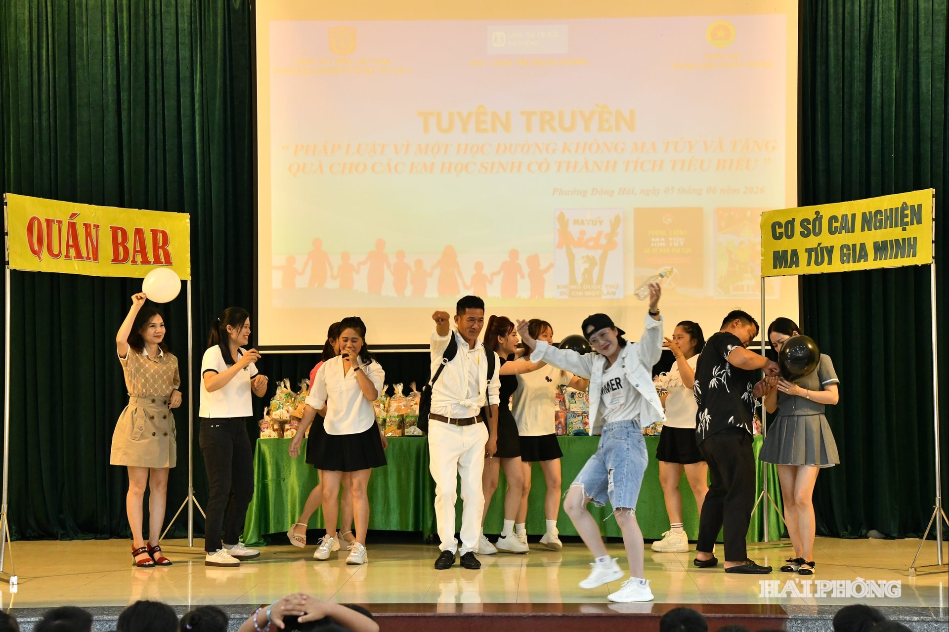 Hình thức tuyên truyền được sân khấu hóa phù hợp với đối tượng tiếp nhận