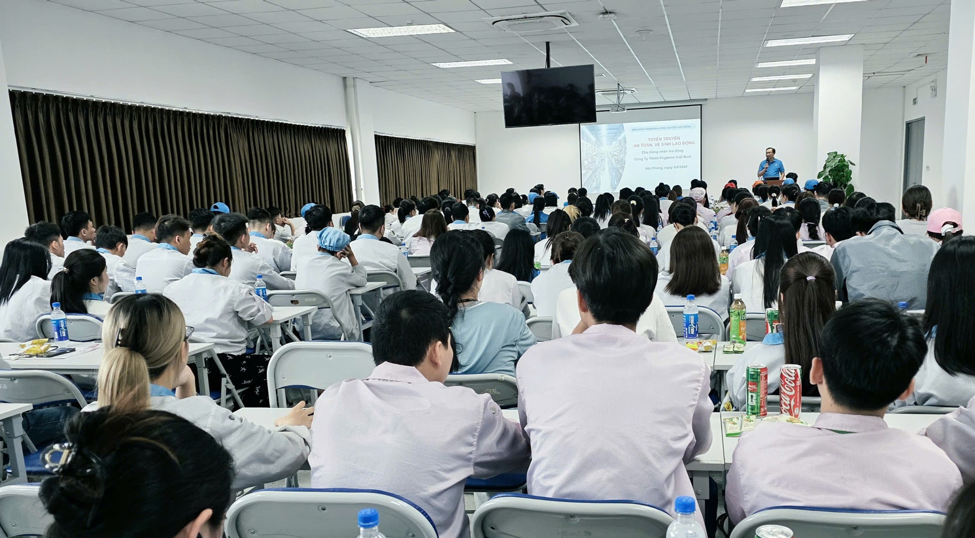 cong-nhan-56.jpg