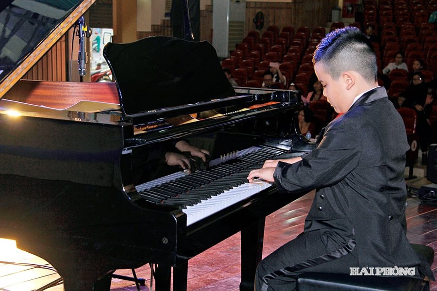 Cây đàn tuổi thơ 2017