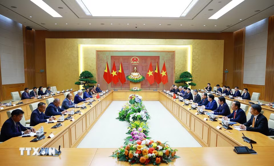 thu-tuong-hoi-dam.png