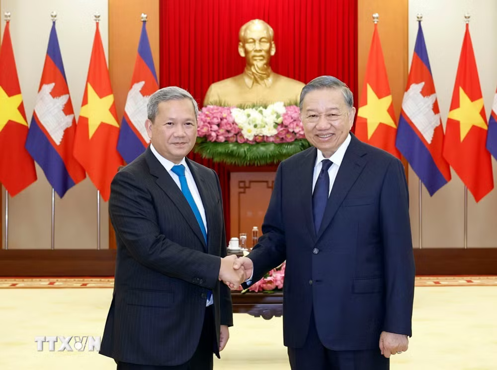 tong-bi-thu-tiep-campuchia.png