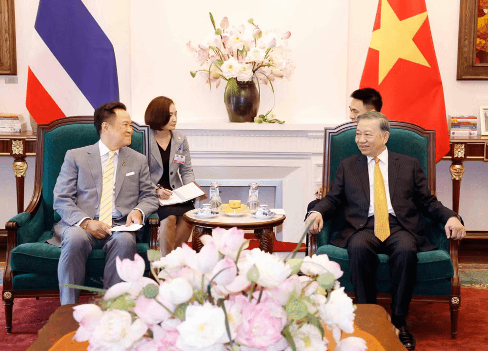 tong-bi-thu-tiep-thai-lan-01.png