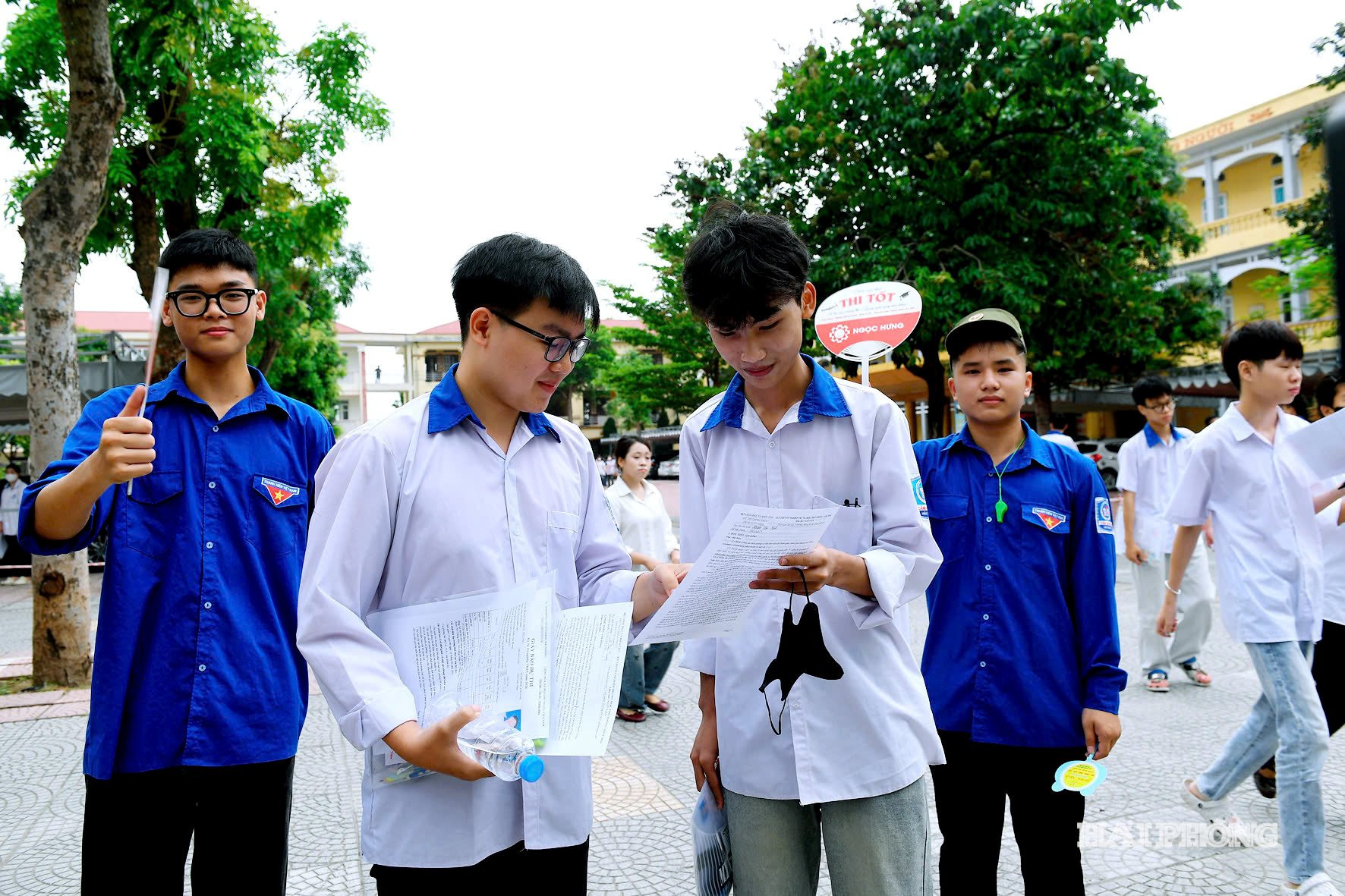 bhp-thi-sinh-tot-nghiep-2.jpg
