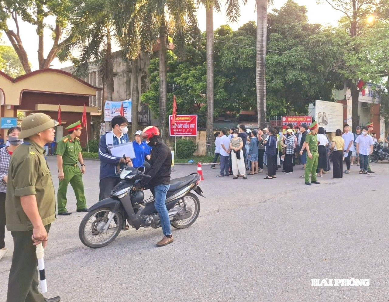 trat-tu-xa-mao-dien(1).jpg