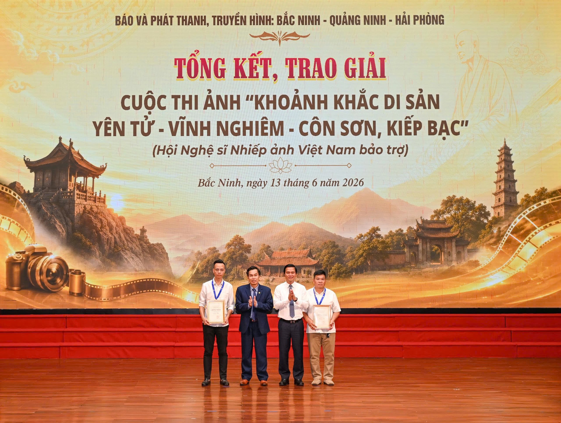 giai-nhi.jpg