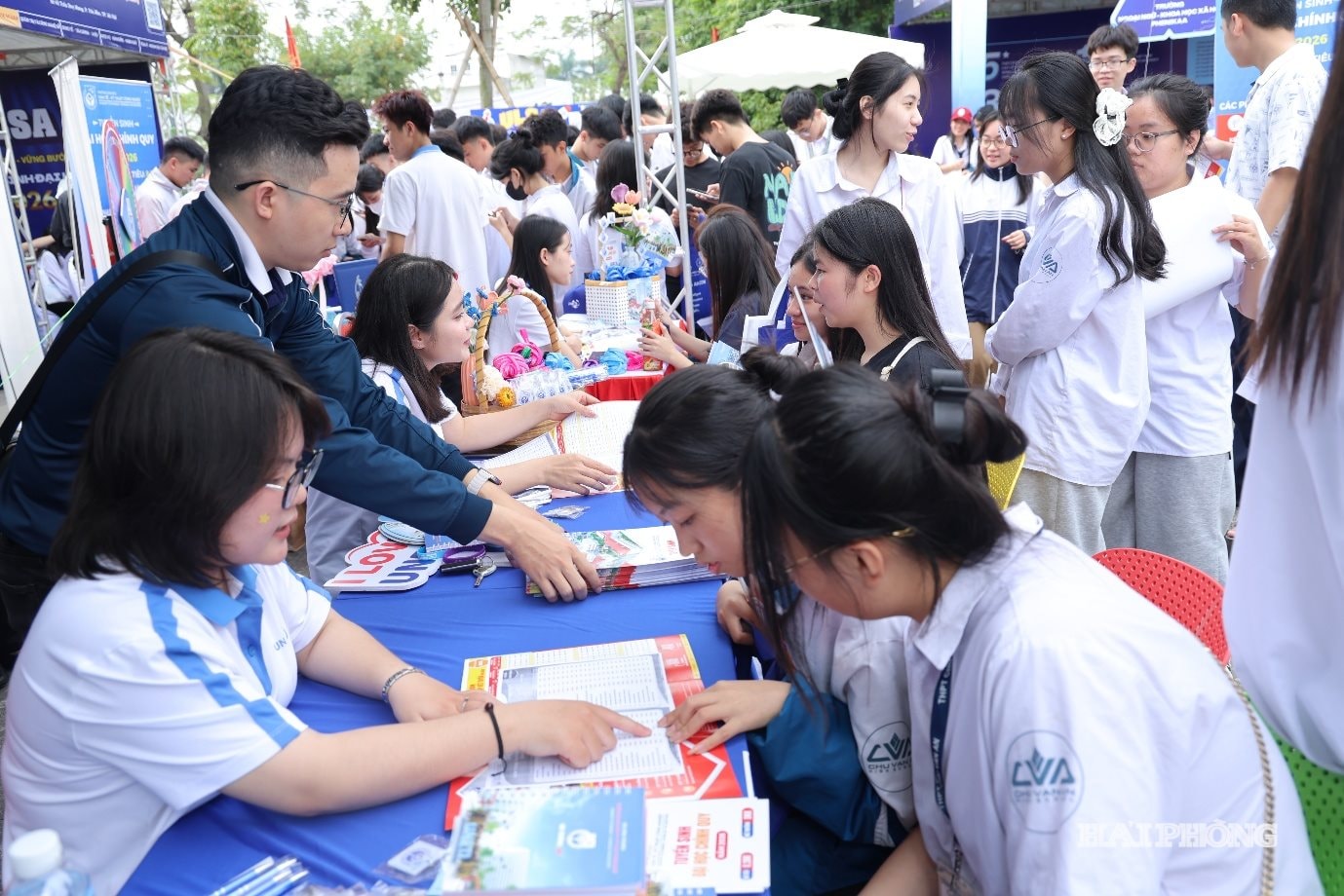 xet-tuyen-dh.jpg