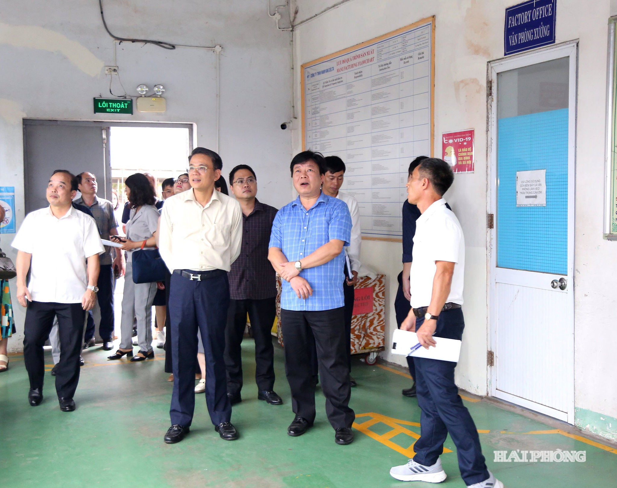 Đồng chí Phạm Quốc Ka, Uỷ viên Thành uỷ, Trưởng Ban Pháp chế HĐND thành phố cùng đồng chí Nguyễn Khắc Toản, Uỷ viên Thành ủy, Phó chủ tịch HĐND thành phố khảo sát về công tác PCCC tại Công ty TNHH Namyang Delta