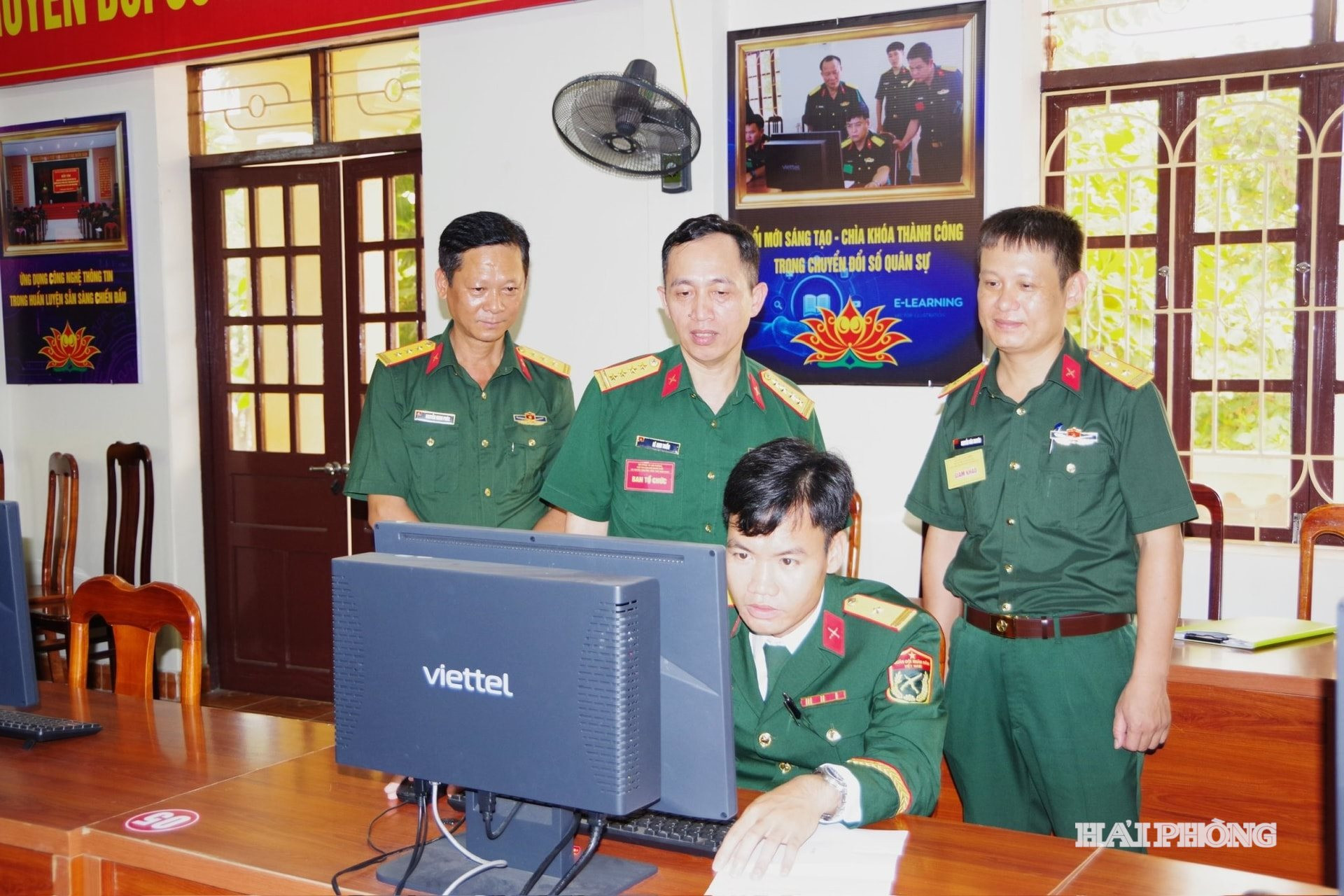 luc-luong-vu-trang.jpg